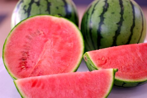 産地厳選 小玉スイカ 2玉